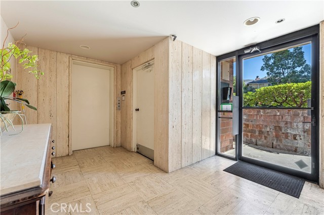 1567 Westholme Avenue, Los Angeles CA: https://media.crmls.org/medias/efd43948-ff42-4dab-937e-ef25b13f9423.jpg
