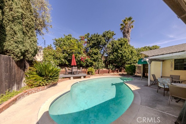 Image 22 of 27 For 19701 Dunsmuir Plaza