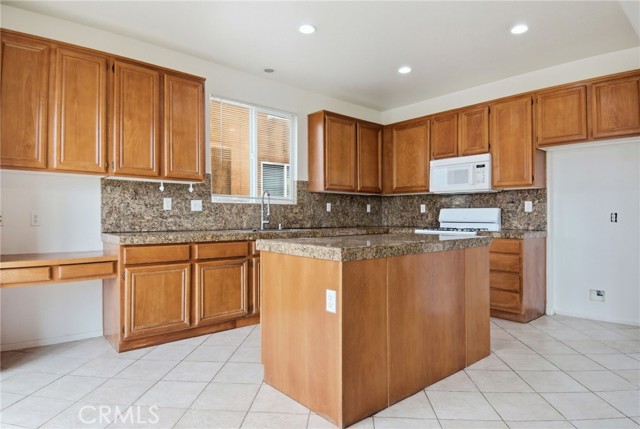 Detail Gallery Image 17 of 47 For 3860 Bella Isola, Perris,  CA 92571 - 3 Beds | 2 Baths