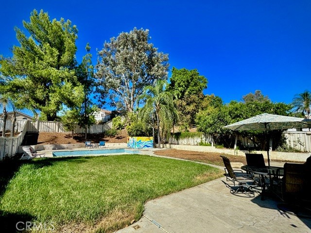 Detail Gallery Image 4 of 19 For 15344 Regatta Way, Lake Elsinore,  CA 92530 - 4 Beds | 2 Baths