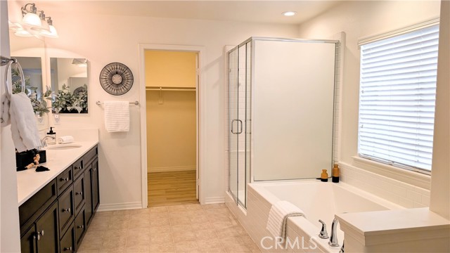 Detail Gallery Image 15 of 24 For 6341 Waterstone, Fontana,  CA 92336 - 4 Beds | 3 Baths