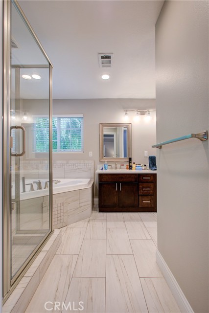 4513 E Tuolumne Road, Denair CA: https://media.crmls.org/medias/efd69cac-1e99-403c-8a20-7f9a02e67a65.jpg