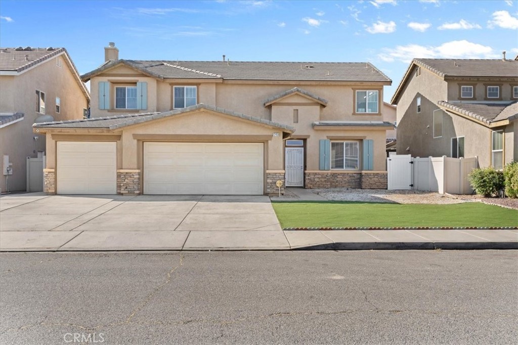 12459 Ava Loma