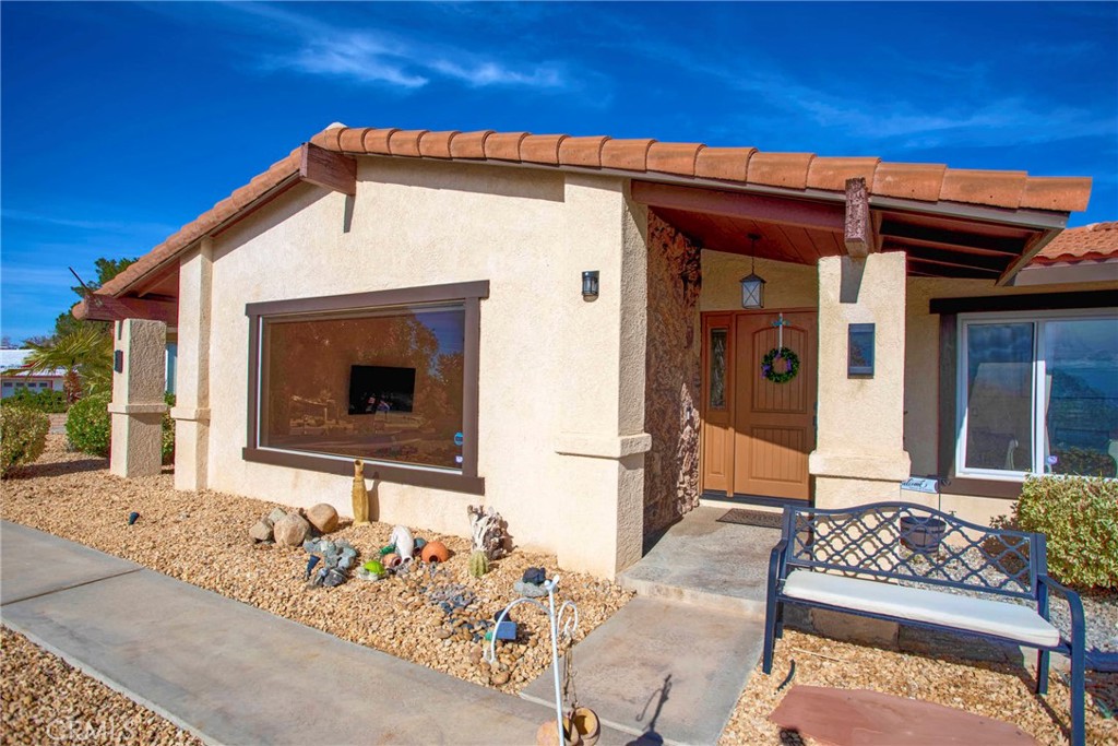 19325 Tewa Road, Apple Valley, CA 92307