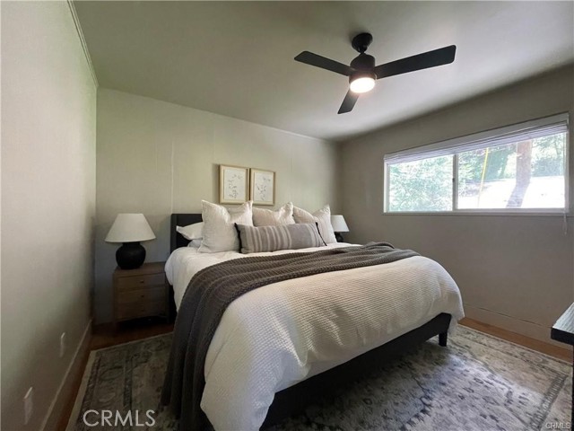 938 Balfrin Drive, Crestline CA: https://media.crmls.org/medias/efd787ae-79a9-4680-84d7-24dc4387493e.jpg