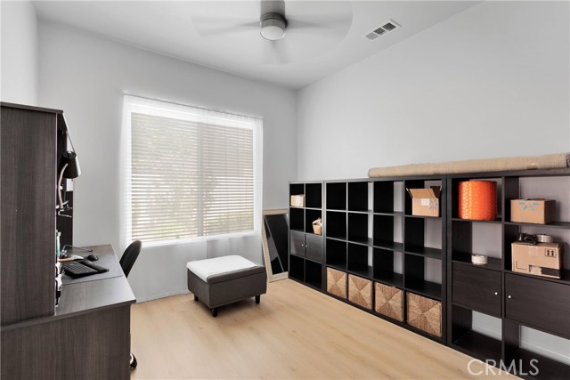 10065 Wilmington Lane, Apple Valley CA: https://media.crmls.org/medias/efd78eb1-44e0-4494-8f53-8163baeffd34.jpg