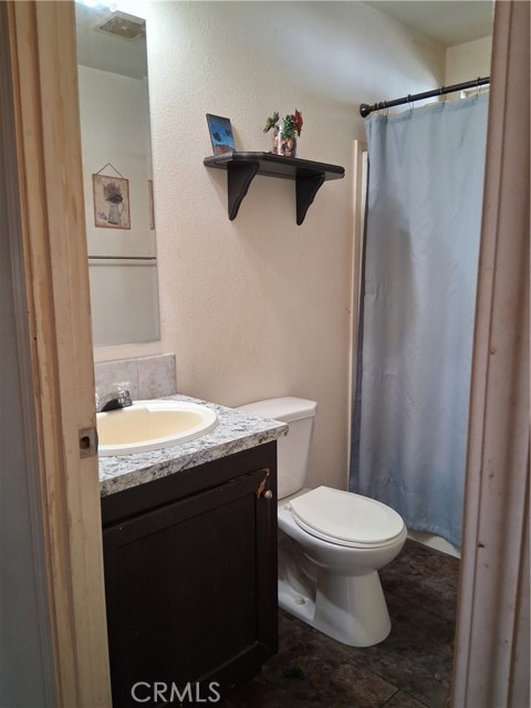 Detail Gallery Image 9 of 18 For 3524 E Avenue R #297,  Palmdale,  CA 93550 - 4 Beds | 2 Baths