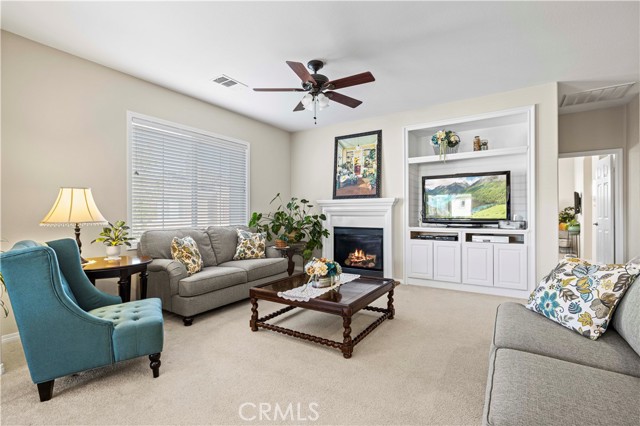 Detail Gallery Image 13 of 43 For 23941 Brescia Dr, Valencia,  CA 91354 - 2 Beds | 2 Baths