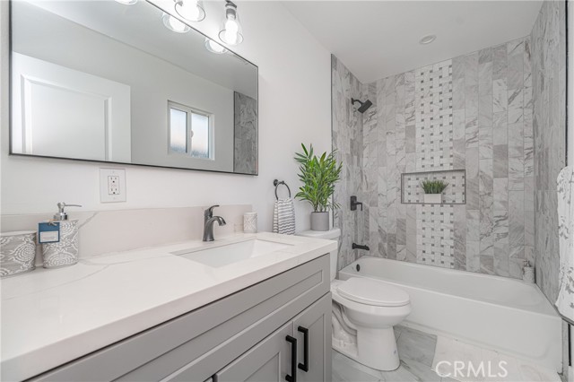 3818 Crawford Street, Los Angeles CA: https://media.crmls.org/medias/efd9b800-731f-4808-a07b-57ef7fe44513.jpg