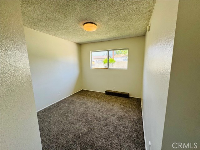 Detail Gallery Image 26 of 39 For 965 Somerset Ave, Pomona,  CA 91767 - 4 Beds | 2 Baths