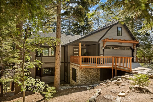 Detail Gallery Image 1 of 44 For 26352 Spyglass Dr, Lake Arrowhead,  CA 92352 - 5 Beds | 3/1 Baths