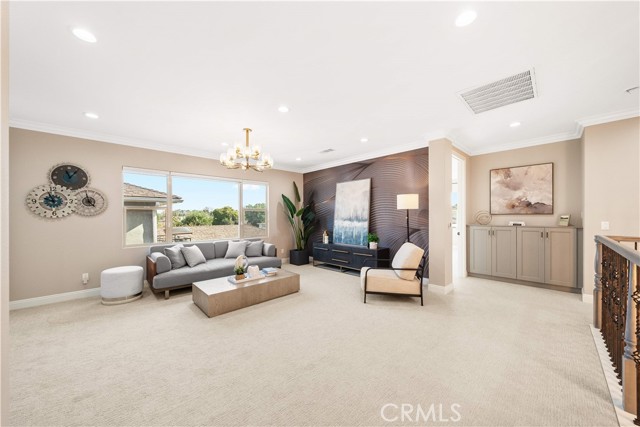 Detail Gallery Image 29 of 75 For 27 Gillman St, Irvine,  CA 92612 - 6 Beds | 6/1 Baths