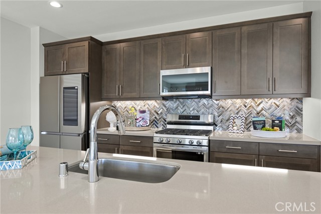 13897 Mesa View Drive, Victorville CA: https://media.crmls.org/medias/efdb7b03-3844-47b0-ae07-8677d113861c.jpg