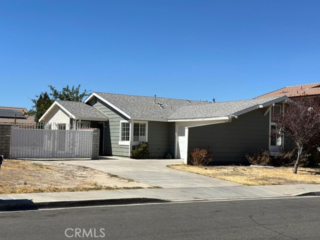 37739 Cottonwood St, Palmdale, CA 93552