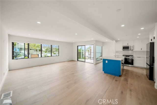 Detail Gallery Image 2 of 49 For 246 Fairview St, Laguna Beach,  CA 92651 - 4 Beds | 4 Baths