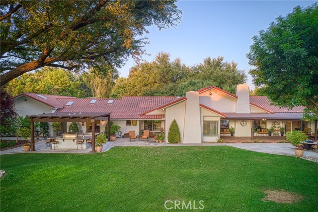 6695 N Van Ness Boulevard, Fresno CA: https://media.crmls.org/medias/efdcca0f-0c77-40ff-a5fc-4736ed573efc.jpg