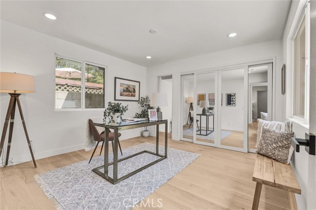 Detail Gallery Image 28 of 37 For 808 S Los Robles Ave, Pasadena,  CA 91106 - 3 Beds | 3 Baths