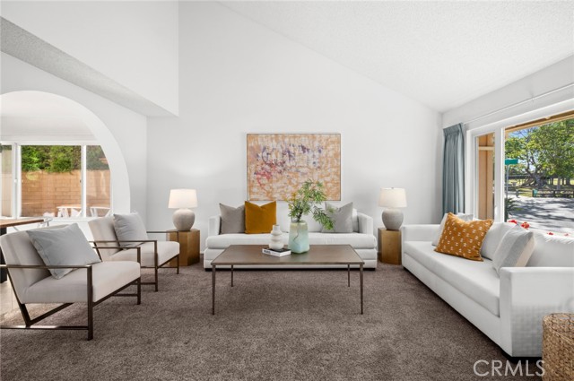 Detail Gallery Image 11 of 46 For 24852 Costeau St, Laguna Hills,  CA 92653 - 4 Beds | 2/1 Baths