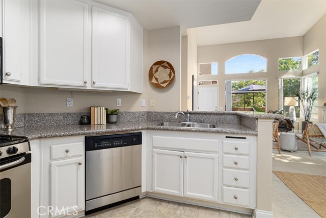 Detail Gallery Image 7 of 24 For 19431 Rue De Valore 1g,  Lake Forest,  CA 92610 - 1 Beds | 1 Baths