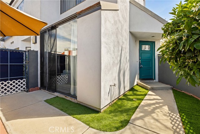 Detail Gallery Image 1 of 20 For 1175 Tivoli Ln #84,  Simi Valley,  CA 93065 - 2 Beds | 2/1 Baths