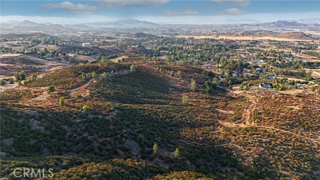 31355 Wild Lilac, Menifee CA: https://media.crmls.org/medias/efdee7d2-a44c-4ed0-9903-e6e7bf45af6e.jpg