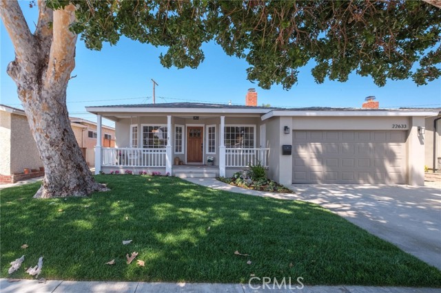 22633 Marjorie Avenue, Torrance CA: https://media.crmls.org/medias/efdefcd2-bcf9-47d7-8500-cfd5f5dd913c.jpg