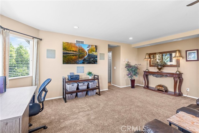 Detail Gallery Image 34 of 71 For 1357 Onyx Cir, Corona,  CA 92882 - 5 Beds | 4 Baths