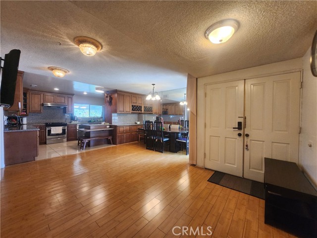 2868 Yojoa Place, Hacienda Heights CA: https://media.crmls.org/medias/efdf73b0-fbff-4be8-a9e7-a86af26df9b8.jpg