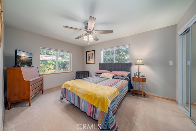 14274 Regina Way, Cobb CA: https://media.crmls.org/medias/efe1731b-4ebe-4bfe-87d2-f59d89f2d055.jpg
