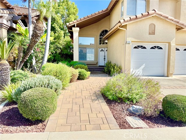 Detail Gallery Image 2 of 25 For 68 Monserrat, Lake Forest,  CA 92610 - 4 Beds | 2/1 Baths