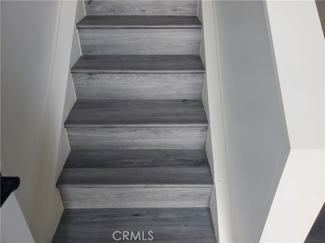 Detail Gallery Image 3 of 20 For 10654 White Oak, Riverside,  CA 92505 - 2 Beds | 1/1 Baths