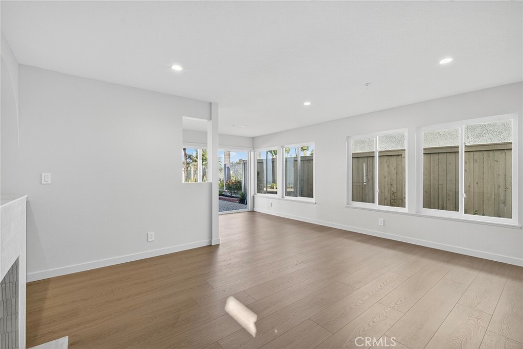 MLS #OC25245288 image #25