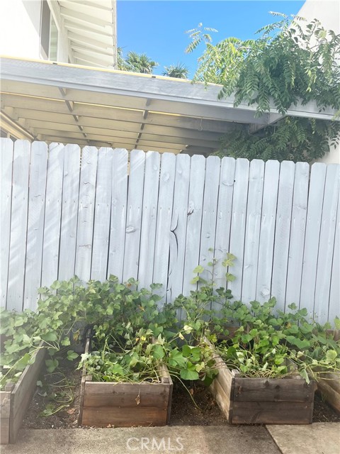 Detail Gallery Image 15 of 17 For 307 Acacia Avenue #C,  Fullerton,  CA 92831 - 2 Beds | 1 Baths