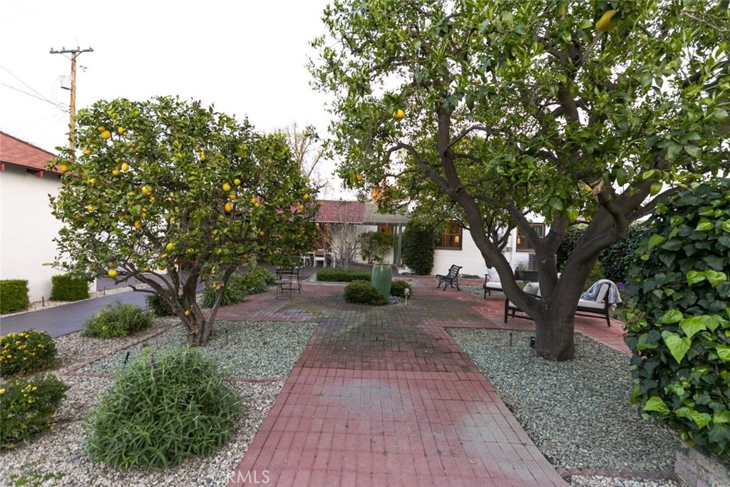233 N Sparks StreetBurbank img 59