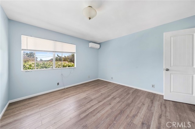 124 N Janet Place, Fullerton CA: https://media.crmls.org/medias/efe43855-3e57-490e-9f90-af452a69d44e.jpg