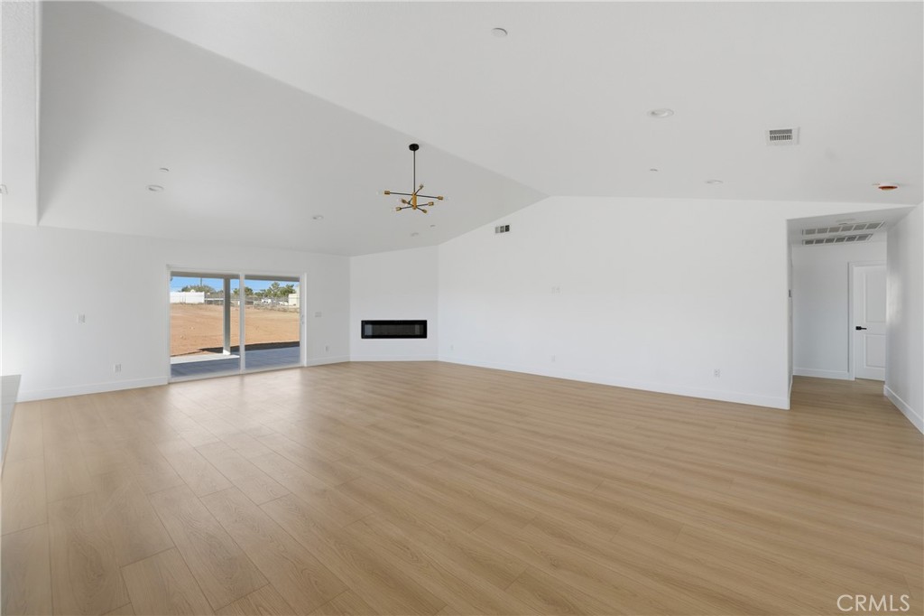 MLS #CV25250513 image #14