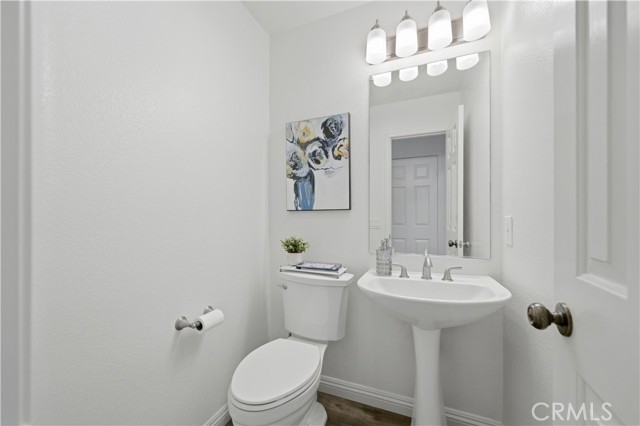 Detail Gallery Image 23 of 37 For 23553 Bending Oak Ct, Murrieta,  CA 92562 - 4 Beds | 2/1 Baths