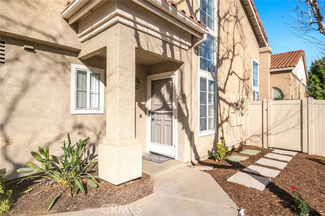 Detail Gallery Image 5 of 50 For 1111 Portofino Ct #101,  Corona,  CA 92881 - 3 Beds | 2/1 Baths