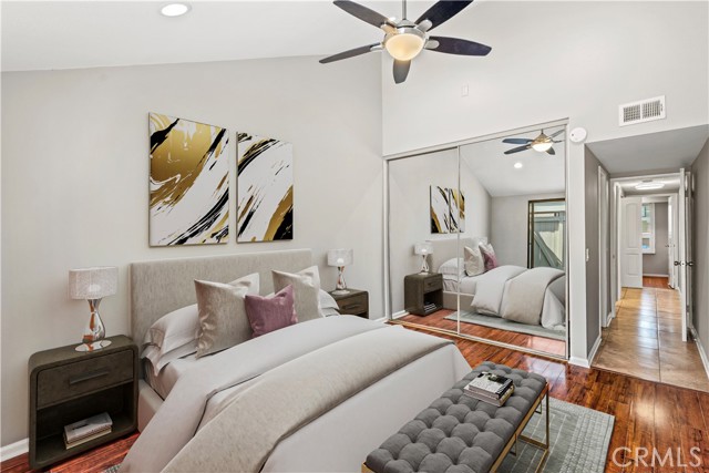 Detail Gallery Image 21 of 35 For 21 Summerwalk Ct, Newport Beach,  CA 92663 - 2 Beds | 2 Baths