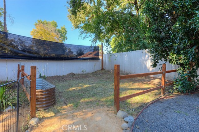 1022 Sir William Court, Chico CA: https://media.crmls.org/medias/efe95a6f-45b5-41f0-a406-d5953a74e7a7.jpg