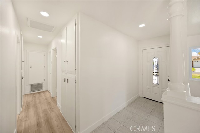 24830 Lukewood Place, Moreno Valley CA: https://media.crmls.org/medias/efe96293-f0cc-42a4-b2ae-fbb96939e1bc.jpg
