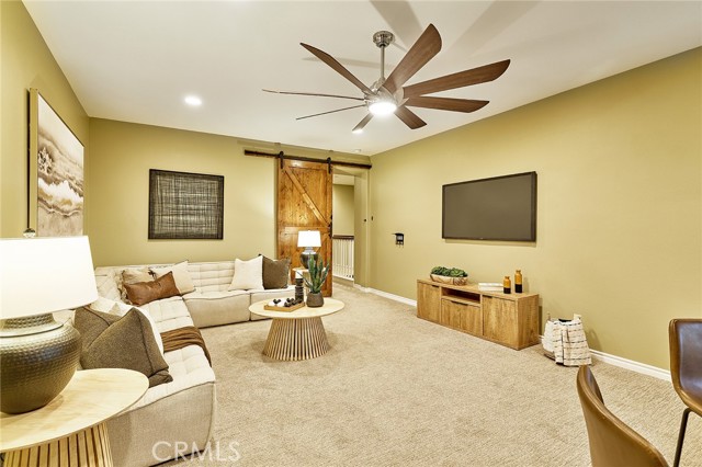 Detail Gallery Image 13 of 36 For 32591 Shadyview, Winchester,  CA 92596 - 5 Beds | 3/1 Baths