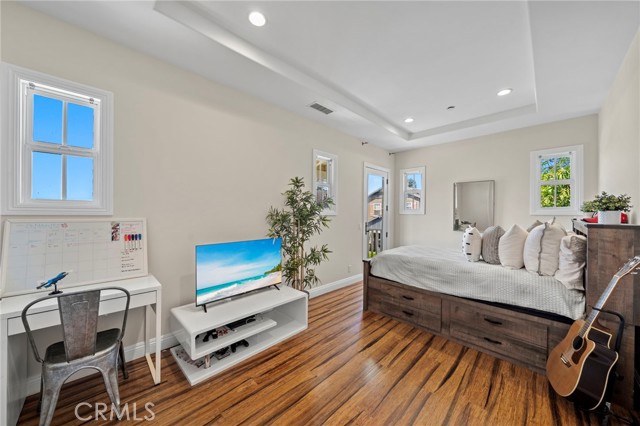 Detail Gallery Image 22 of 64 For 17272 Tidalridge Ln, Huntington Beach,  CA 92649 - 4 Beds | 2/1 Baths