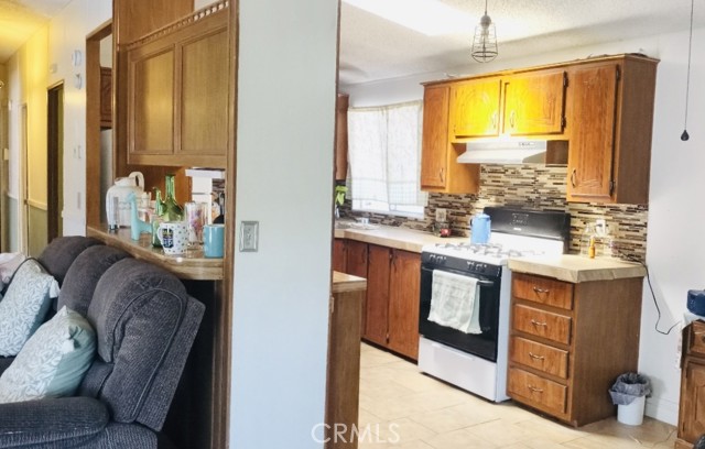 Detail Gallery Image 7 of 25 For 135 N Pepper Ave #42,  Rialto,  CA 92376 - 2 Beds | 2 Baths