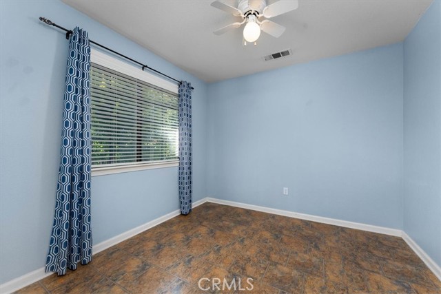 22022 Grove Circle, Red Bluff CA: https://media.crmls.org/medias/efeb8fd1-4095-4344-928f-fab3500b4c33.jpg