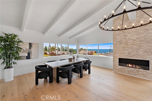 8 Clipper Road, Rancho Palos Verdes CA: https://media.crmls.org/medias/efebbbb3-b046-43d4-8788-fabf19f09405.jpg