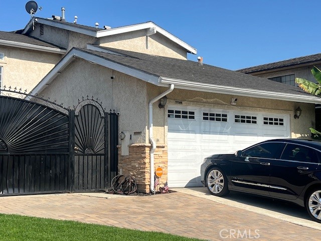 Image 10 of 13 For 17506 Sandlake Avenue