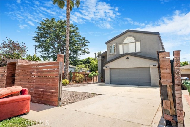 2481 S Bundy Drive, Los Angeles CA: https://media.crmls.org/medias/efec8ce7-c4d8-43b3-be4a-3961a904ba57.jpg