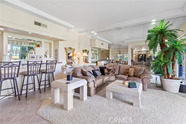 Detail Gallery Image 14 of 55 For 38750 Wisteria Dr, Palm Desert,  CA 92211 - 3 Beds | 3 Baths