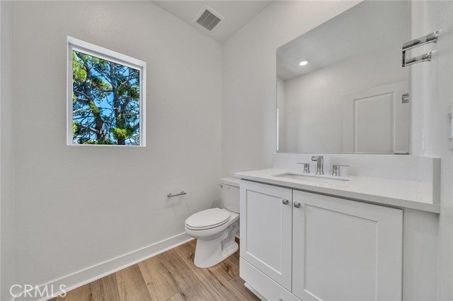 Detail Gallery Image 15 of 16 For 129 Biome, Irvine,  CA 92618 - 4 Beds | 4 Baths